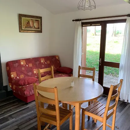 Le Petit Bois 46 Leyme