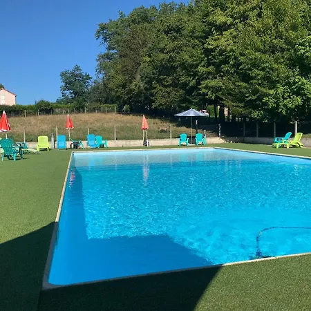 Le Petit Bois 46 Feriehus