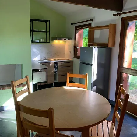 Feriehus Le Petit Bois 46 Leyme