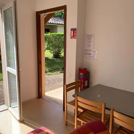 Feriehus Le Petit Bois 46 Leyme