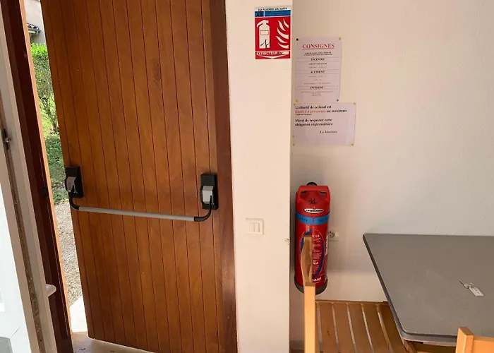 Le Petit Bois 46 Hébergement de vacances