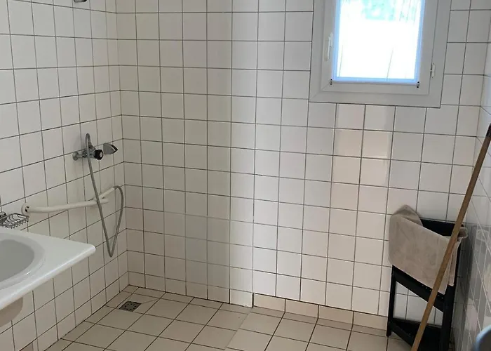 Le Petit Bois 46 Hébergement de vacances *