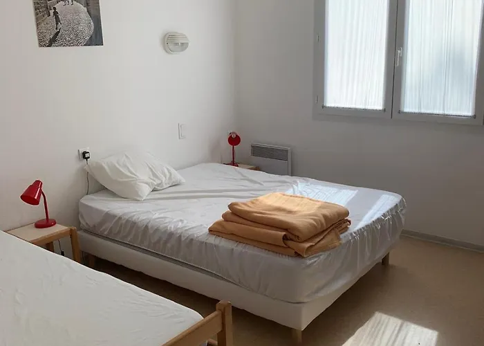 Le Petit Bois 46 Hébergement de vacances