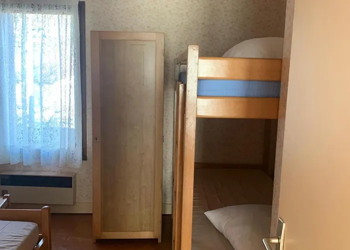 Le Petit Bois 46 Hébergement de vacances Leyme